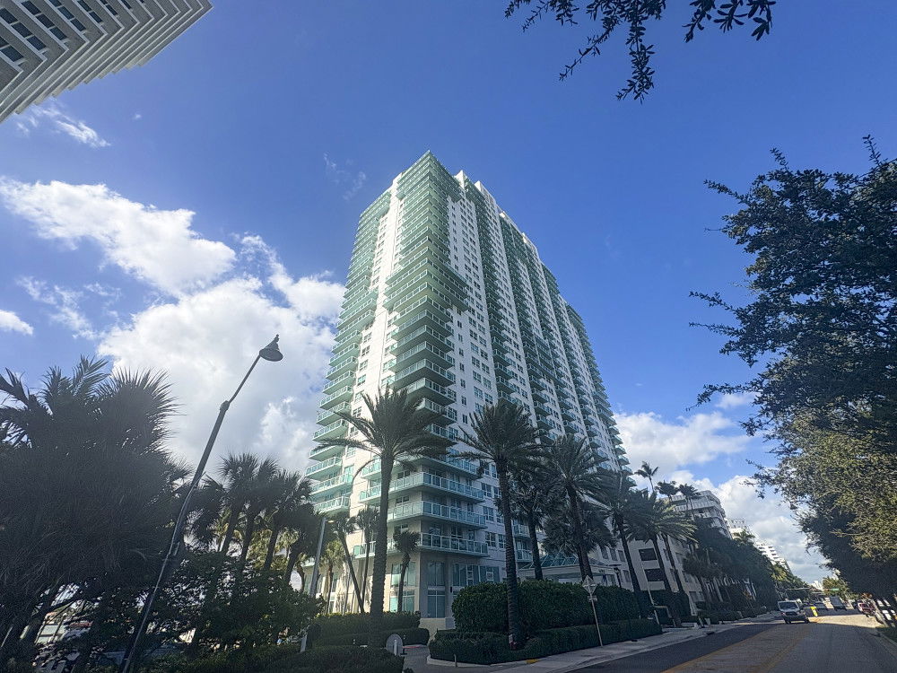 The Floridian Condos main photo